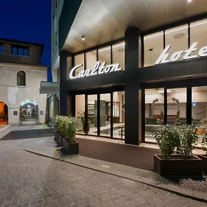 Hotel Carlton